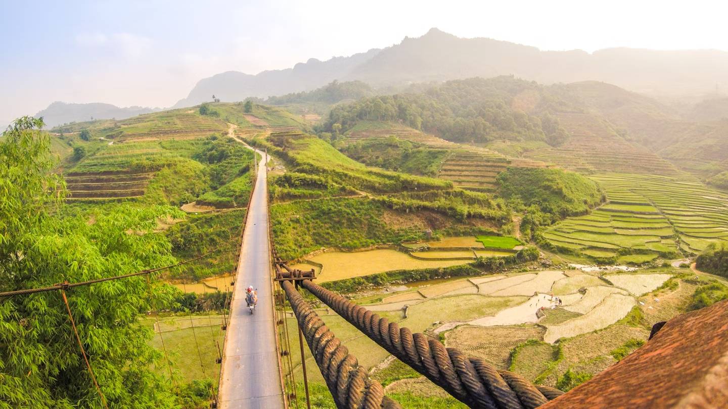 The Ban Gioc Waterfalls - Tour Packages and Vacation | AOJourneys