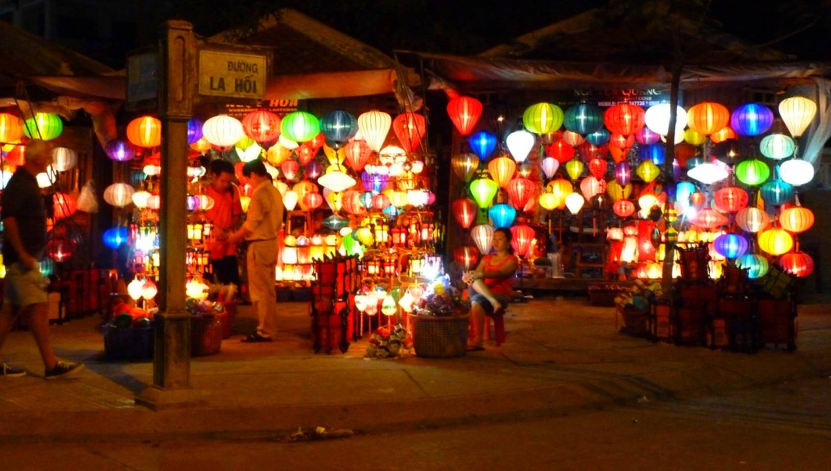 Hoi An ancient town kicks off summer festivities