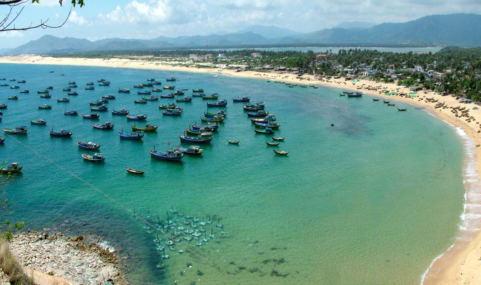 Nhon Hai fishing village in seaweed season