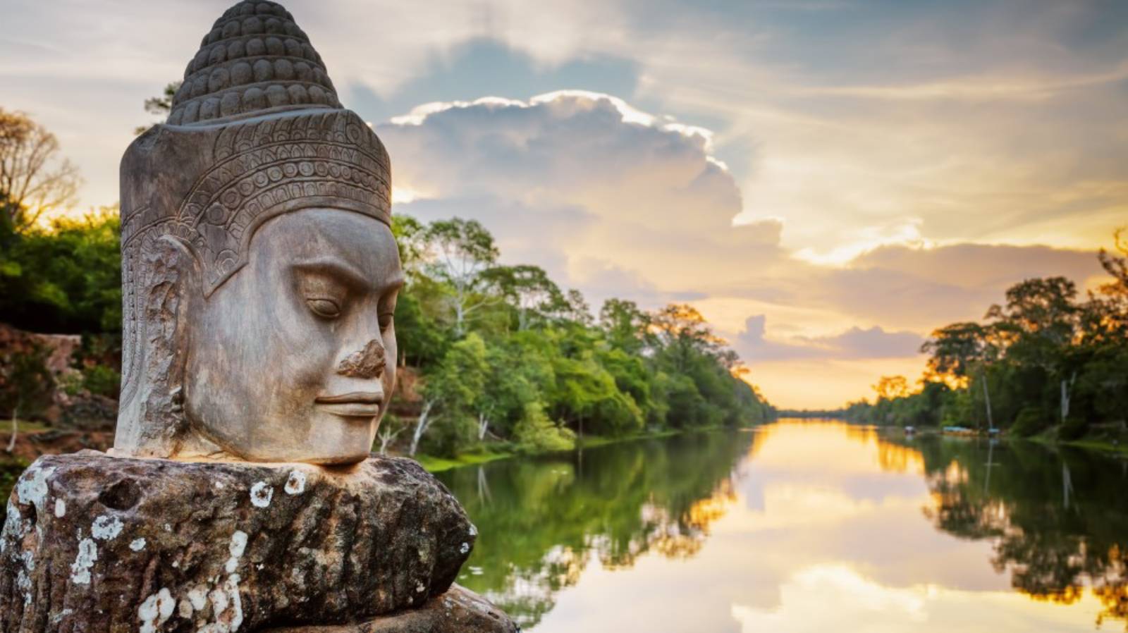 Cambodia in August: Lush Greenery and Weather Tips