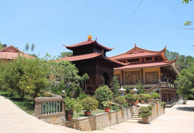 Truc Lam pagoda with cable car