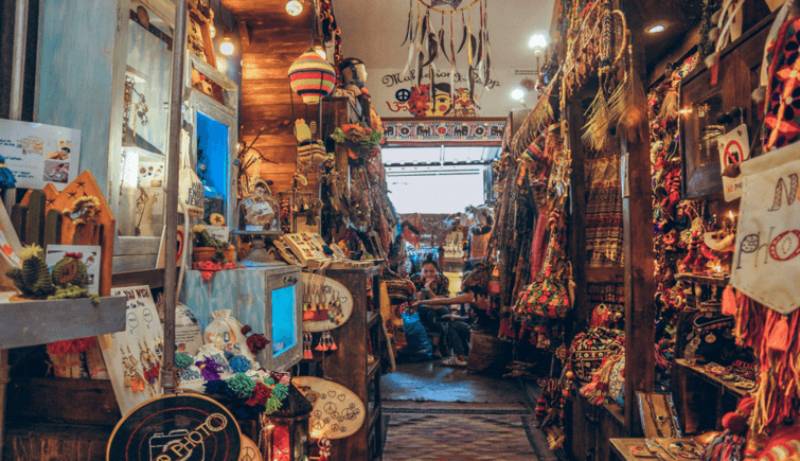 Shop at the Chatuchak Weekend Market - Tour Packages and Vacation | Ancient Orient Journeys