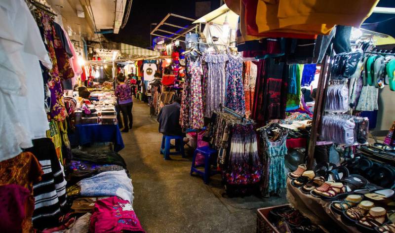 Take a stroll in Chiang Mai Night Bazaar - Tour Packages and Vacation | Ancient Orient Journeys