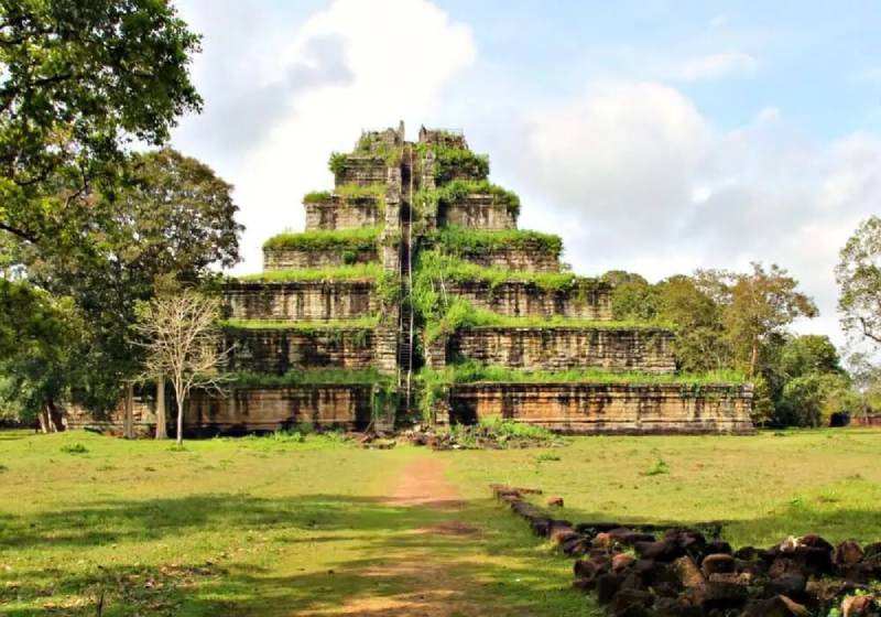 Koh Ker in Cambodia in December | Ancient Orient Journeys