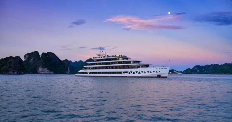 Elite of the Seas - Halong Bay Vietnam Cruise| Ancient Orient Journeys