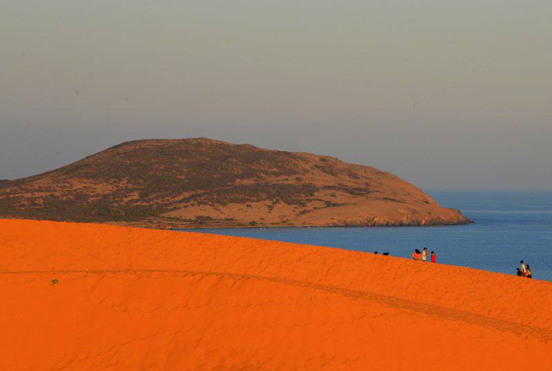 Visit the Red Sand Dunes of Mui Ne  - Mui Ne and Phan Thiet Tours