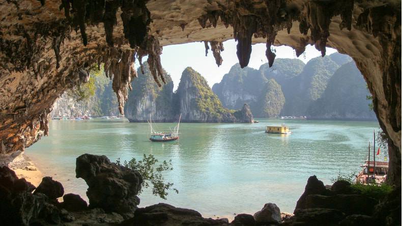 HALONG BAY CRUISE FROM UNITED STATES | Ancient Orient Journeys