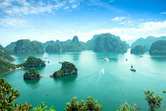 Honeymoon vietnam;Vietnam honeymoon;Beach vietnam;Cruise to vietnam;Vietnam holiday tours;Vietnam tour package;Mekong delta tours