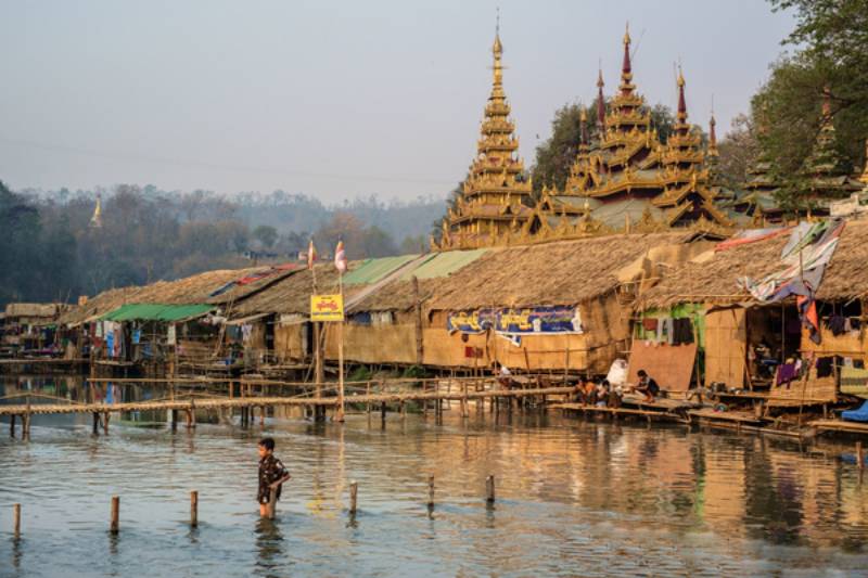 Mann Shwe Settaw Pagoda Festival in Myanmar | Ancient Orient Journeys