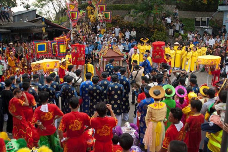 Ba Chua Xu Festival  - Tour Packages and Vacation | AOJourneys