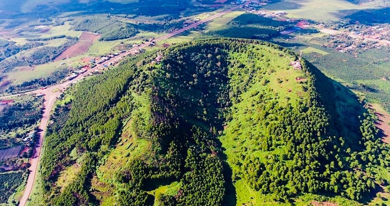 Picnic and Hike Ham Rong Mountain