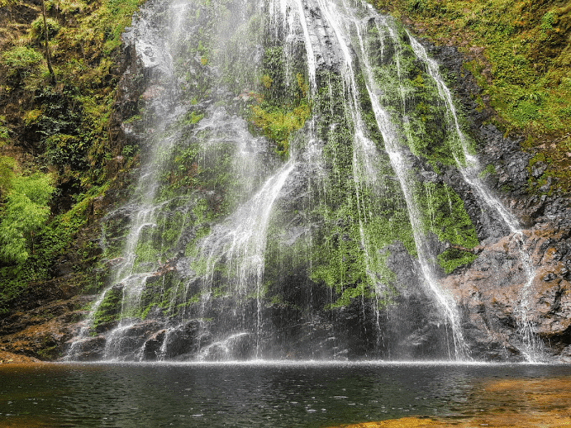 Watch Sunset on O Quy Ho Pass