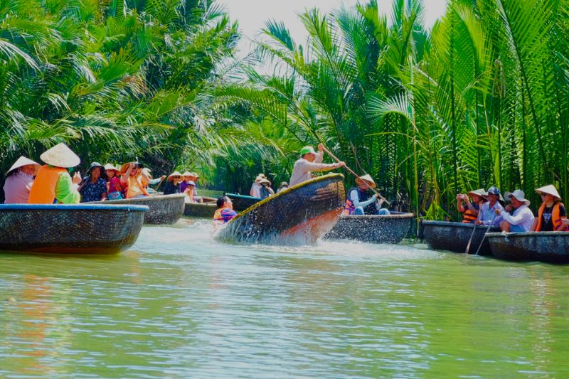 4-Day South Vietnam Tour: Ho Chi Minh City, Cu Chi Tunnels & Mekong Delta