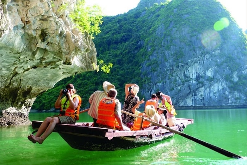 Best of Luxury Vietnam Honeymoon Vacations 14 days