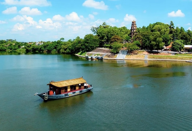 Hue Tours