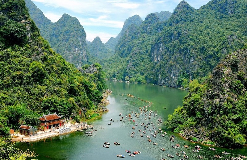 Vietnam Small Group Tours
