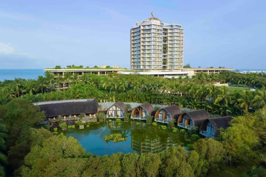 Top 10 Vietnam Luxury Hotels in 2026 | Best 5-Star Hotels in Vietnam