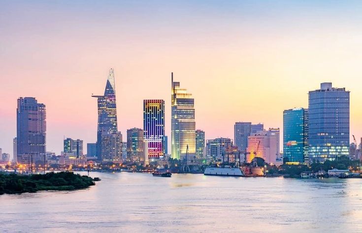 8-Day Luxurious Vietnam Travel Package